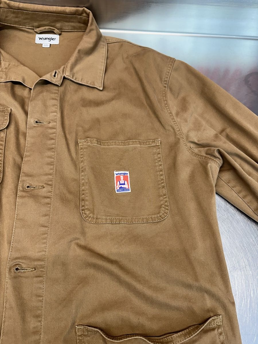 Giacche: Wrangler Casey Chore Jacke braun – Usato da Schwende venduto da weesli 1