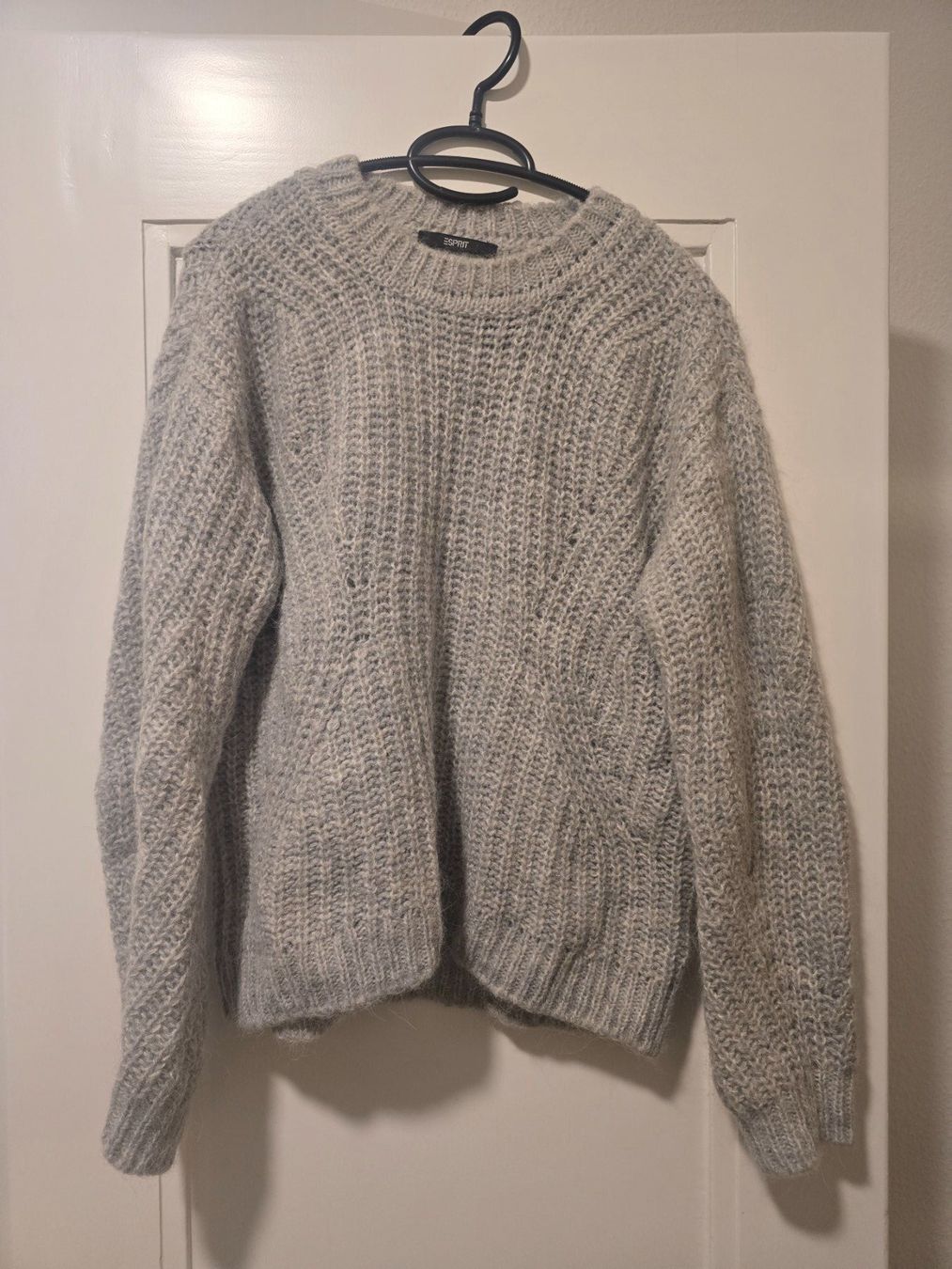 Esprit Pullover & Sweatshirts: Grauer Pullover ESPRIT, Gr. S – Gebraucht aus Luzern von sar_g5ff 1