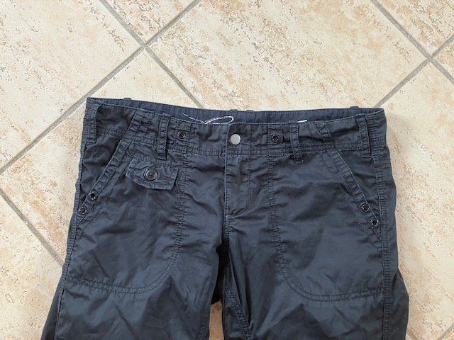 Esprit Pantaloni: Pantalon cargo edc ESPRIT taille 38 – Usato da Les Ponts-de-Martel venduto da Jolisa 3