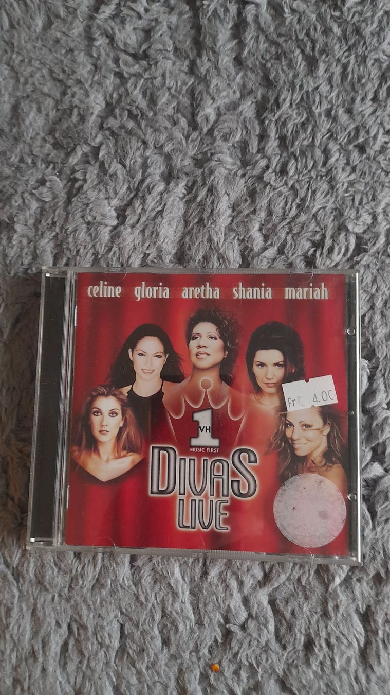 CDs: DIVAS LIVE    CD – Gebraucht aus Wetzikon ZH von Ramones01