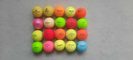 20 farbige Golfbälle