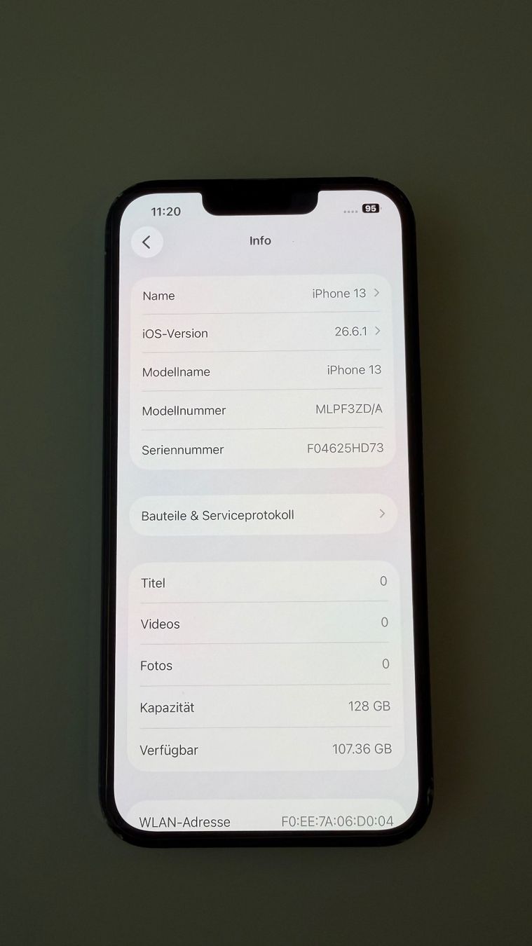 Apple Portables: iPhone 13 128 GB schwarz – D'occasion à Zürich par Spidder 2