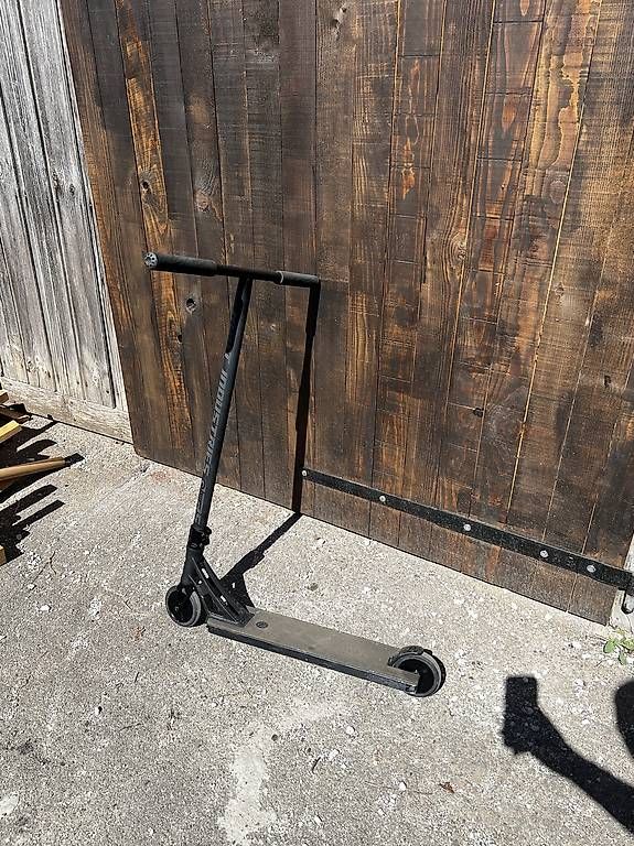 Kickboard: Stunt scooter Root industries – Gebraucht aus Neftenbach von losche187