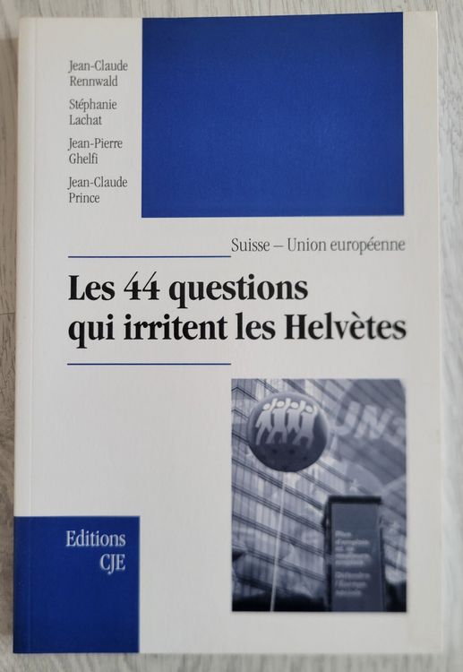 Libri: Les 44 questions qui irritent les Helvètes – Usato da Alle venduto da SevenLeChat