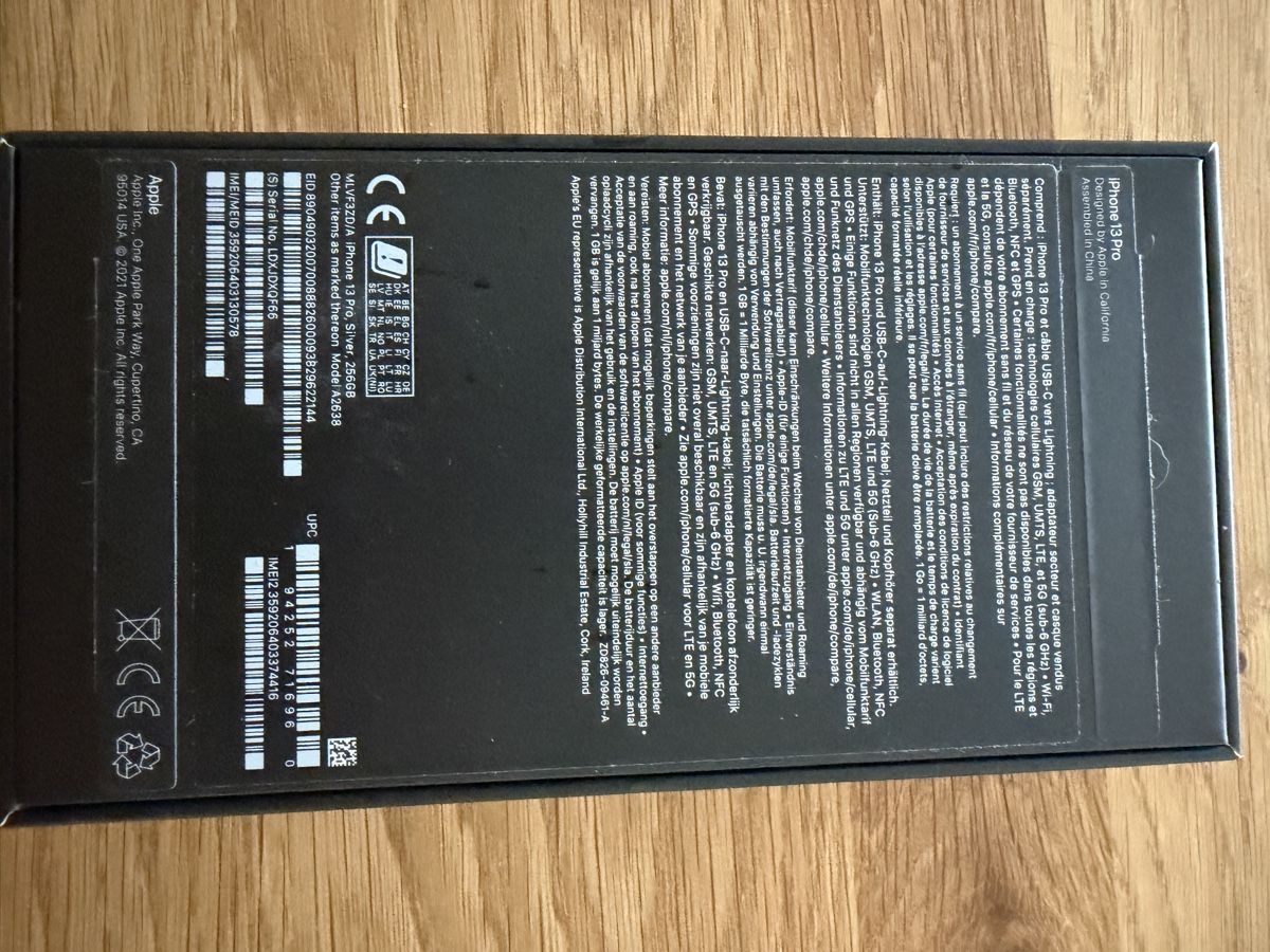 Apple Telefoni cellulari / Smartphones: Apple iPhone 13 Pro Silver 256GB mit Zubehoer – Usato da Ettingen venduto da PetraHeinis0274 2