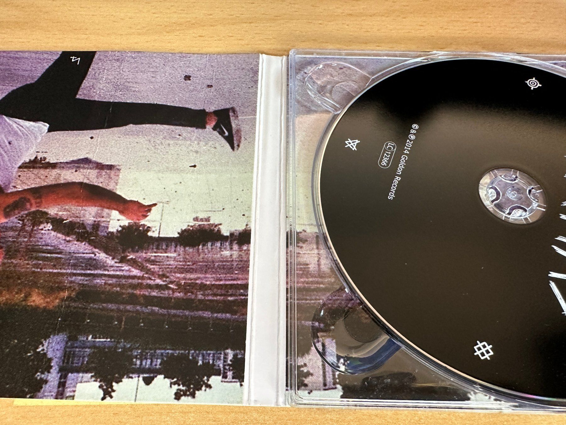 CD: Suchas – Invisible – Usato da Rikon im Tösstal venduto da Alpenmutz 2
