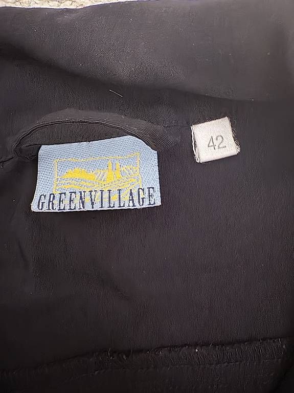 Giacche: Jeansjacke schwarz, dünnes Material – Usato da Winterthur venduto da Pluna70 3