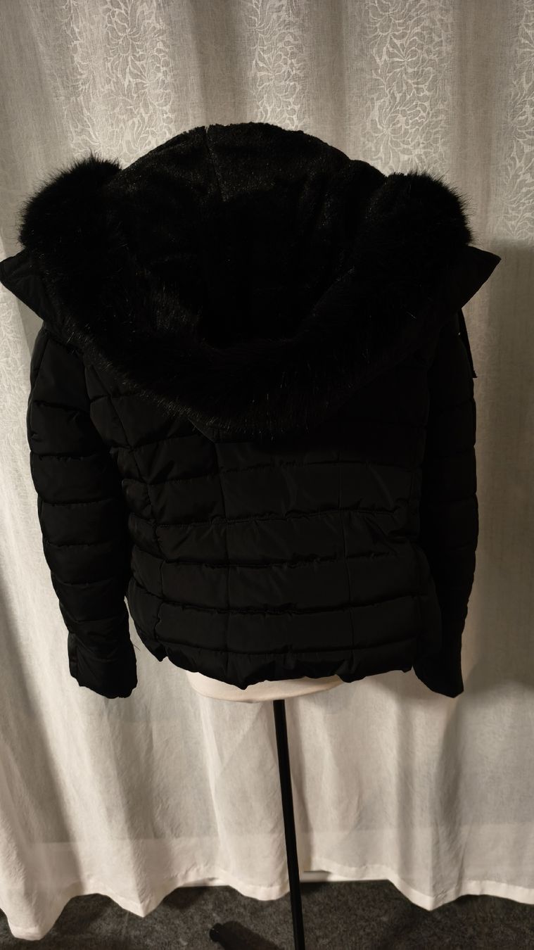 Vestes: Winter Jacke  – D'occasion à Hochdorf par Berry005 2