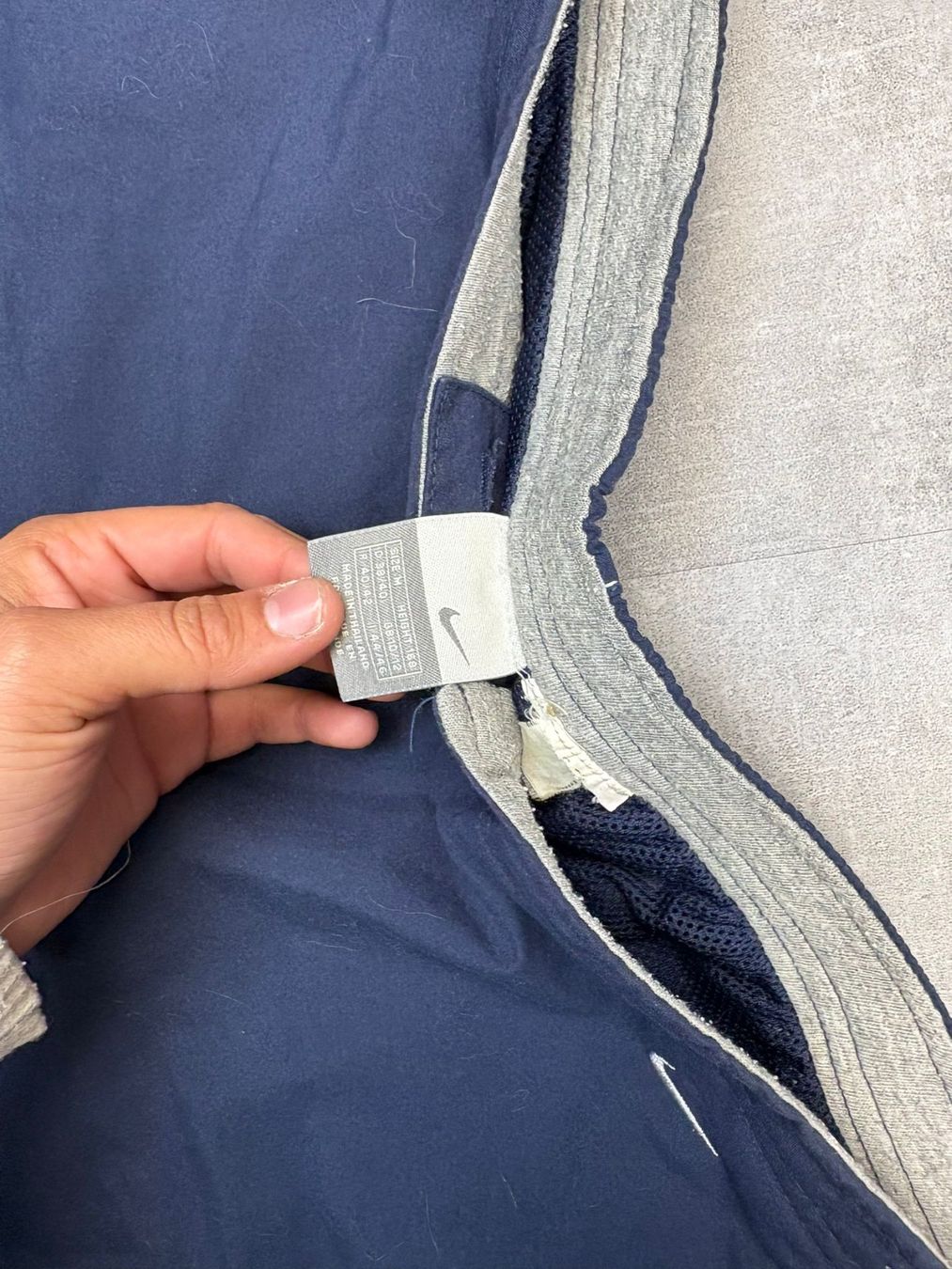 Nike Pantaloni: Nike Vintage 3/4 Trackpants - Grösse M – Nuovo (secondo la descrizione) da Werdenberg venduto da hase.vintage 2
