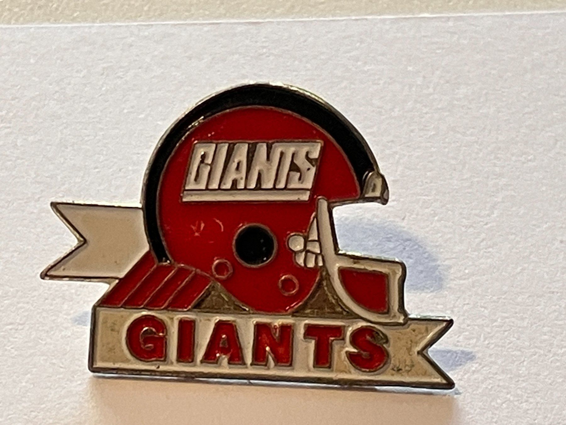 Plaquettes & Badges: 1 Pin Giants – D'occasion à Basel par djwwpp