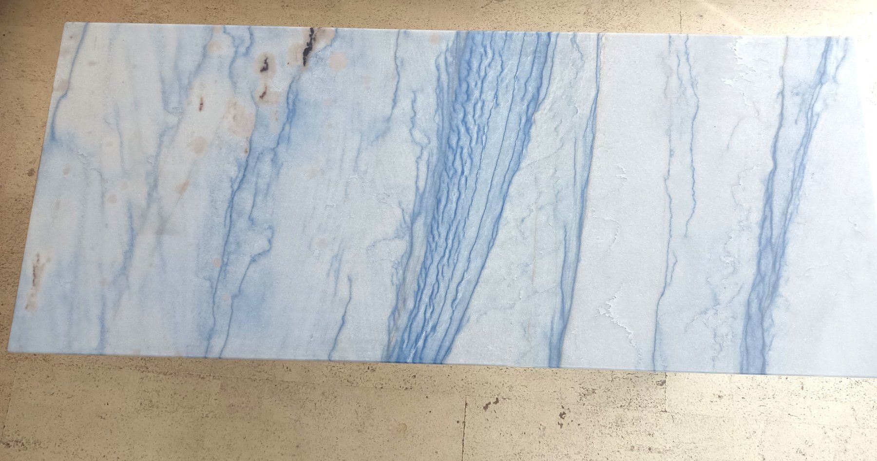 Tavoli: Couchtisch mit Azul Do Macaubas, Top Zustand! – Usato da Buttikon SZ venduto da off_jdc7 5