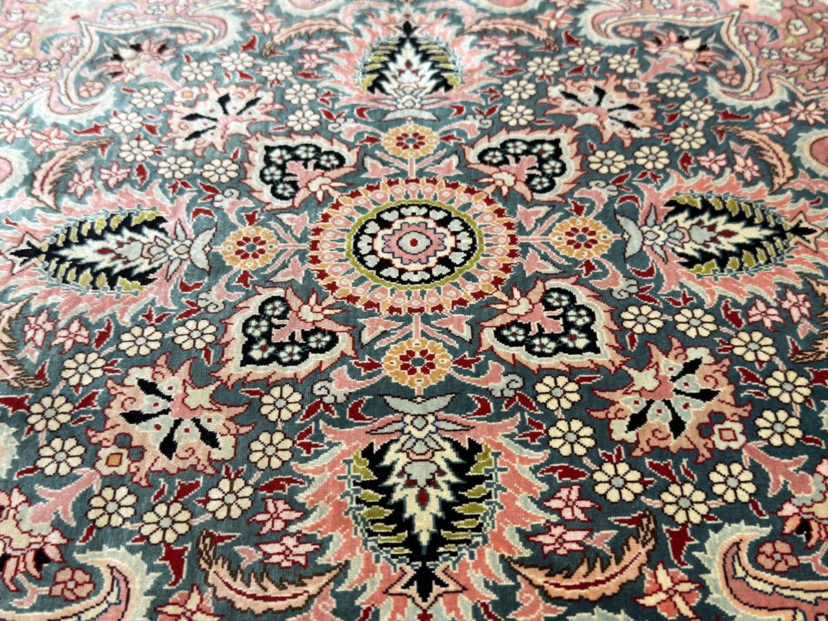 Tappeti: 14x14 Ultra Feiner Hereke - Seidenteppich – Usato da Bennau venduto da Mayer_Carpets 8