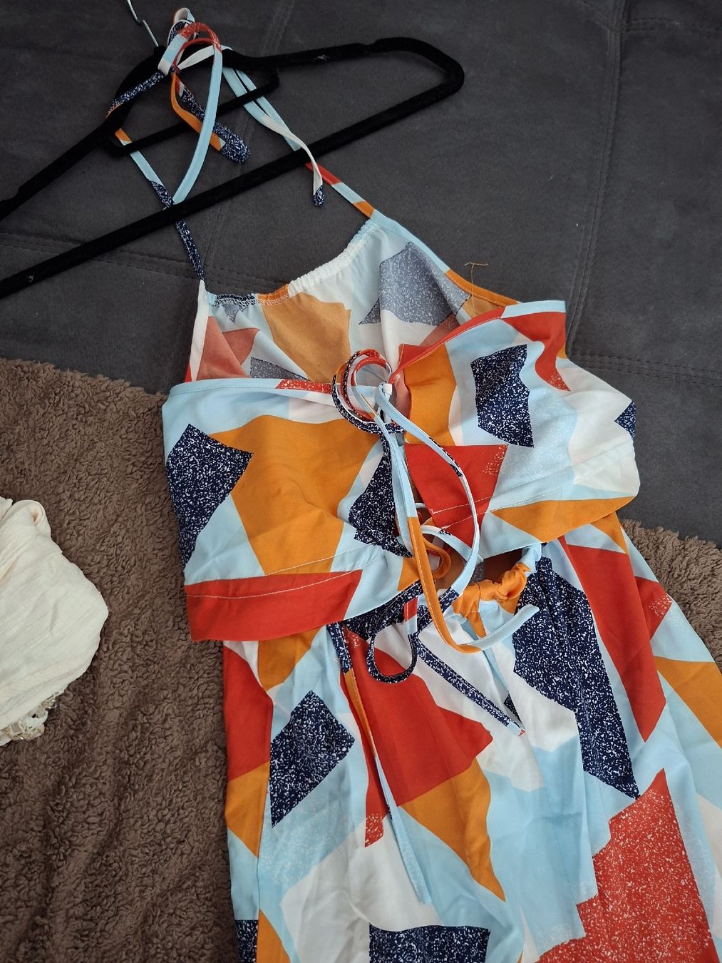 Jumpsuits: Jumpsuit gemustert, Grösse S – Neu und originalverpackt aus Winterthur von Ausmisten2026 1