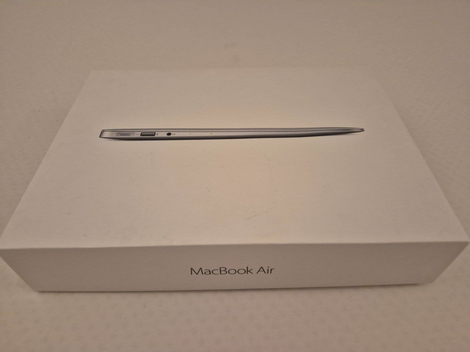 Apple Notebooks: MacBook Air 13" – Gebraucht aus Adliswil von Zuerichienne 2