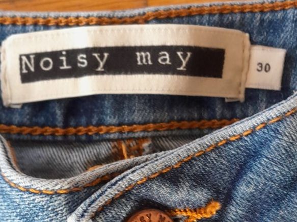 Jeans: Jeanshose Noisy May Grösse 30 – Usato da Worb venduto da Osterthal 2