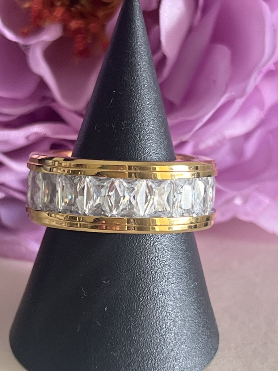 Anelli: Eleganter Edelstahl Ring mit Zirkonia – Nuovo (secondo la descrizione) da Seon venduto da Sunny-Schmuck78 1