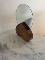 Urban Outfitters Wooden Heart Mirror – Tischspiegel aus Mang