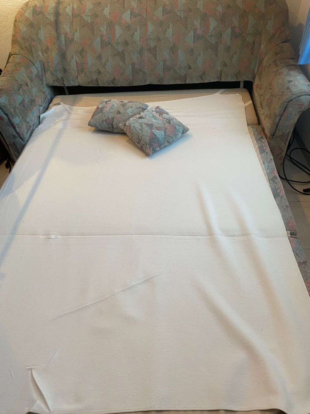 Pfister Divani: Bettsofa mit 2 Sesseln – Usato da Schneisingen venduto da Wyma 2