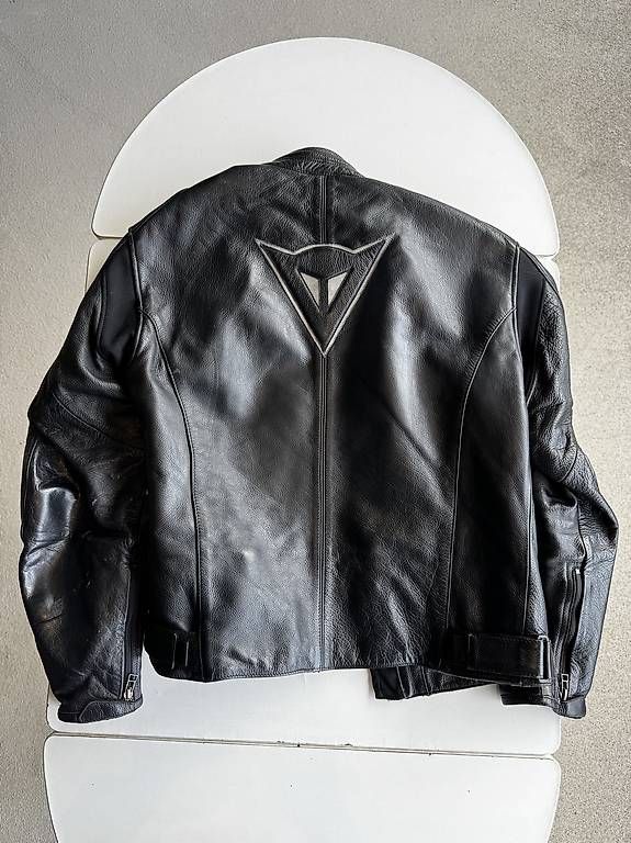 Dainese Giacche: Blouson moto en cuir – Usato da Bellevue venduto da belakali 1