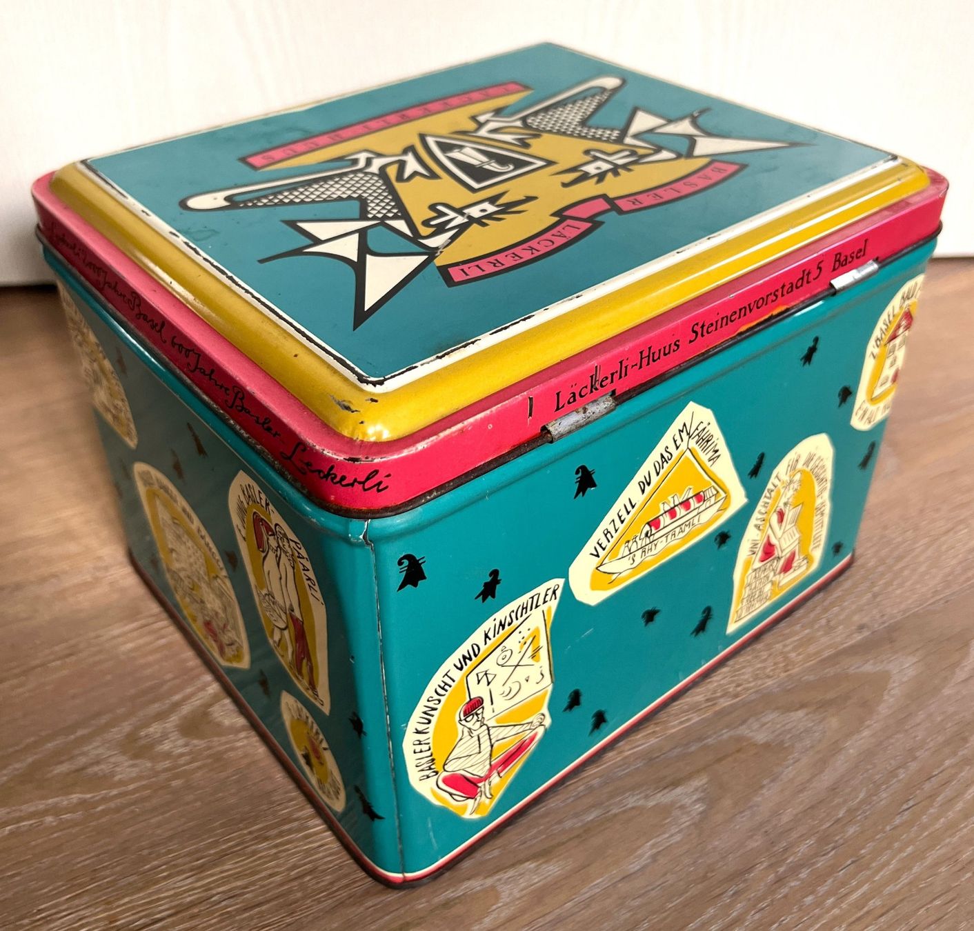 Dosen: Rare Blechdose  "Läckerli-Huus, Basel" (André Klein) 1957 – Gebraucht aus Rothrist von Brandystar 7