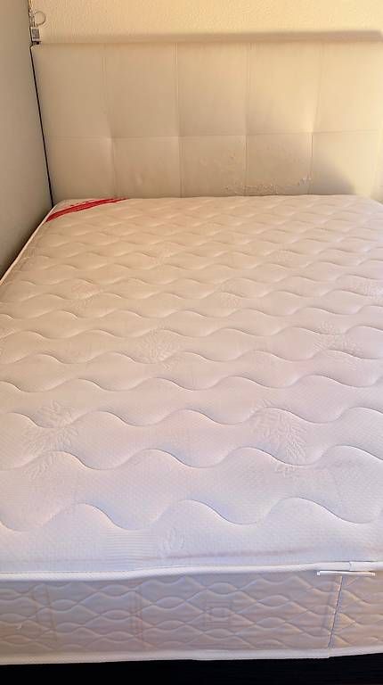Reti a doghe: Sommiers et matelas  – Usato da Châtel-St-Denis venduto da jin_9ycy 1