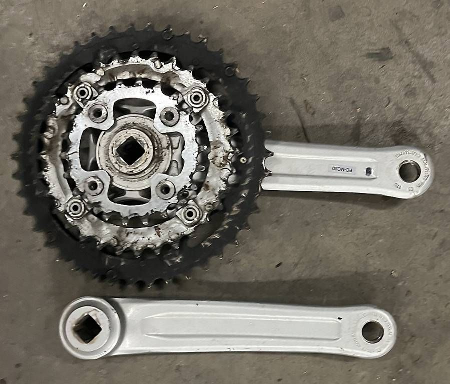 Shimano Pezzi di ricambio: Kurbelsatz Shimano Alivio 3fach, gut – Usato da Bern venduto da Achkrach 1