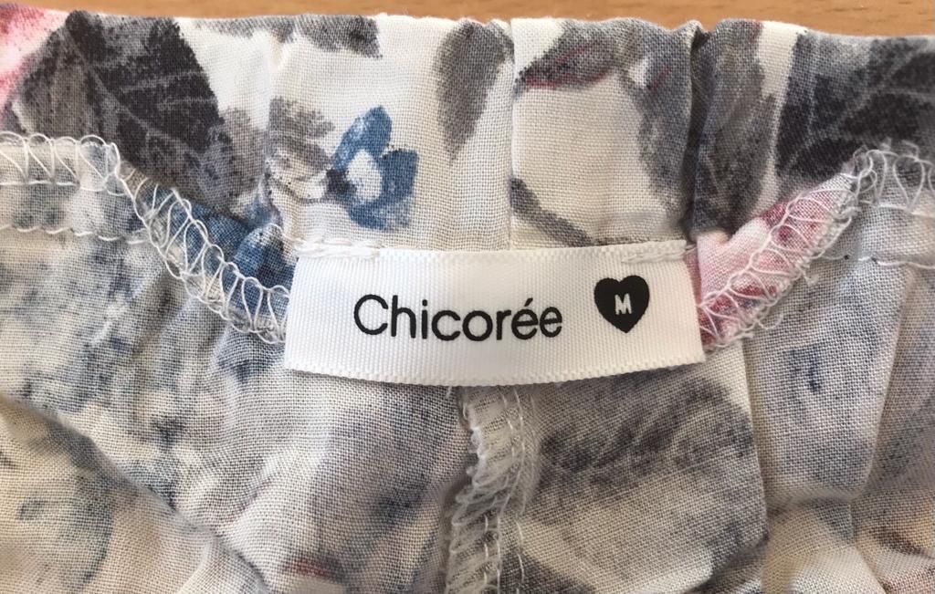 Pantaloni: Short mit Rosenmotiv – Nuovo (secondo la descrizione) da Biel/Bienne venduto da SandraDG 3