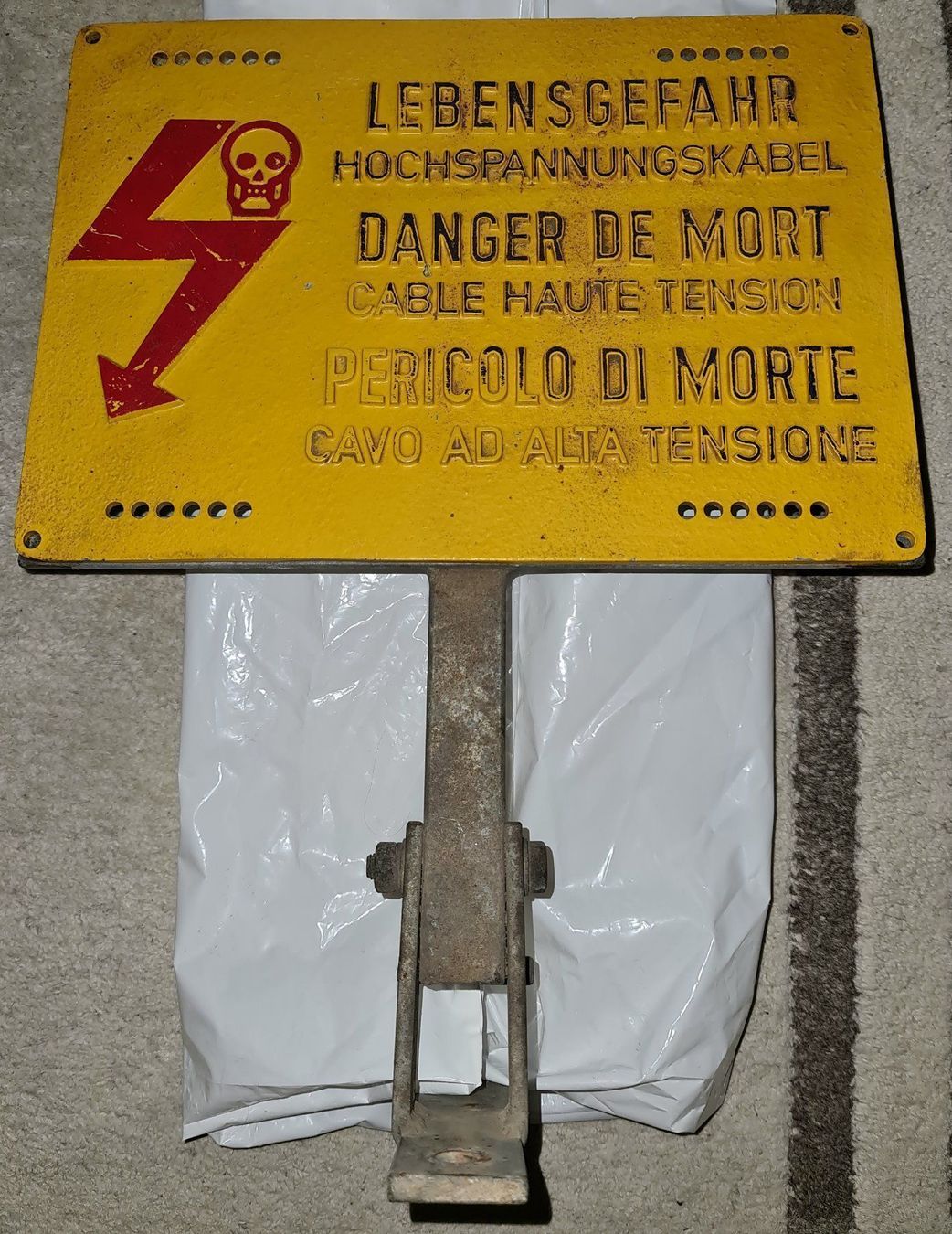 Insegne: Plaque danger de mort / métal léger – Usato da Cortaillod venduto da signep 2
