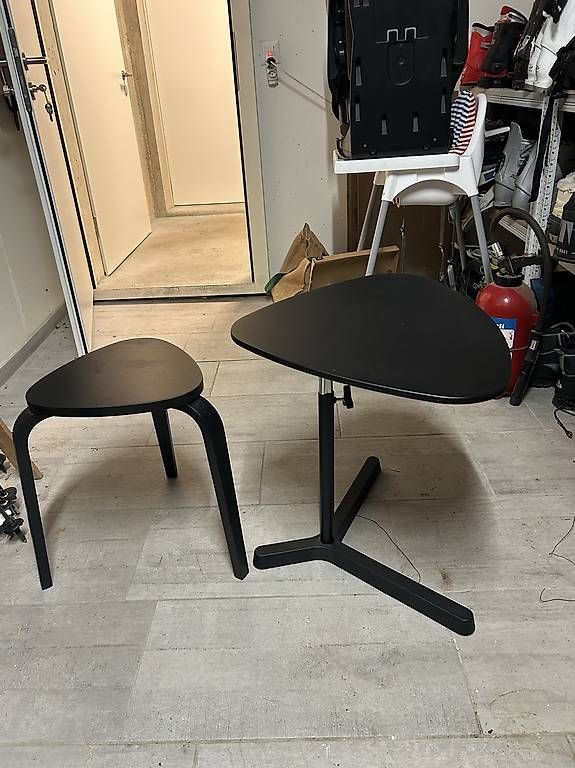 Set tavolo e sedie: Petites Tables – Nuovo e nell'imballaggio originale da Les Marécottes venduto da crocodile5 1
