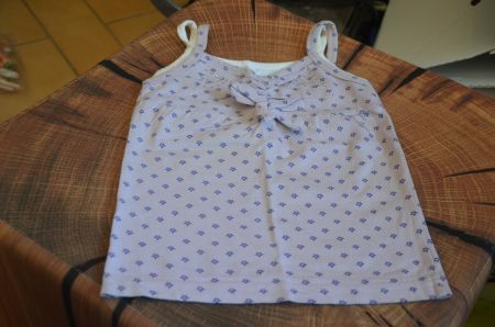 TAILLE  104 - TOP