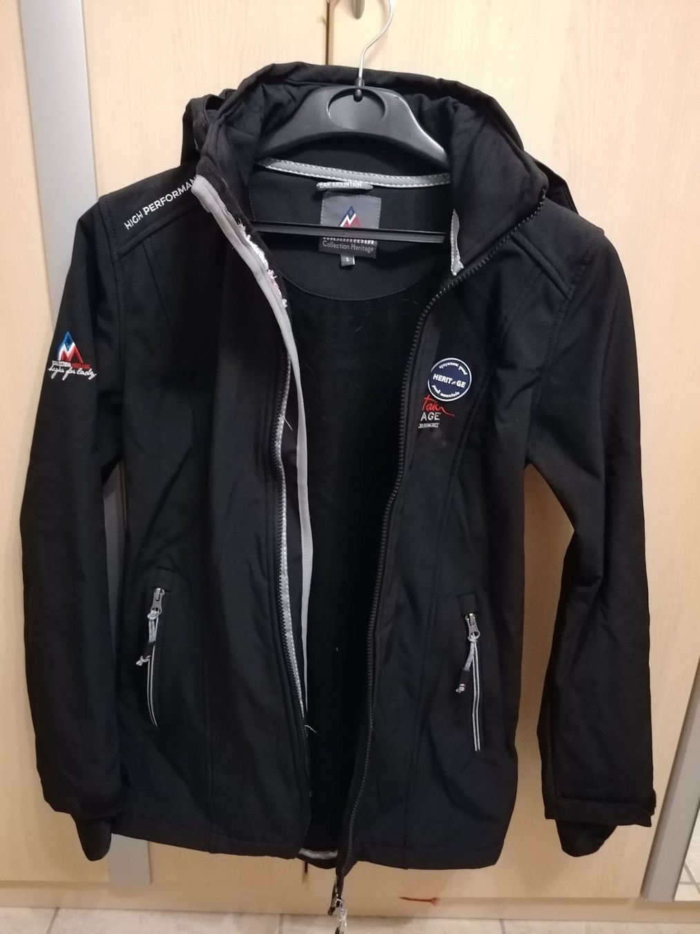 Giacche: Peark Mountain Parka Amont – Nuovo e nell'imballaggio originale da Dulliken venduto da krestik79