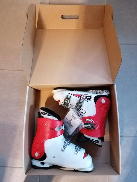Roces Chaussures Ski évolutive 36-40 (Gebraucht) in Crissier für CHF 50 ...