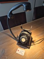 Deko-Lampe aus altem Tisch-Telefon E. Stuber (06.1954)