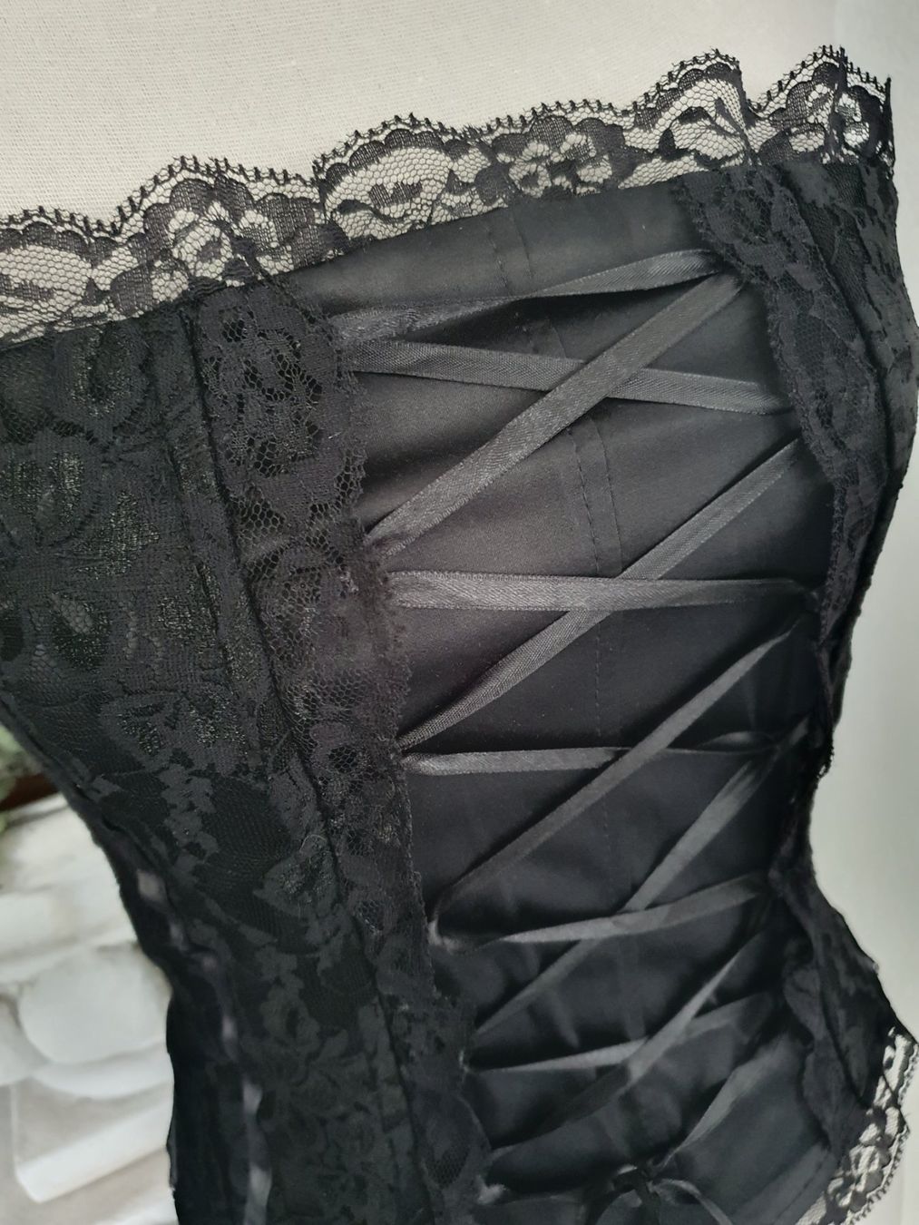 Altra biancheria intima: Gothic Corsage Satin m. Spitze Gr S – Usato da Münsingen venduto da BlackTears-3 4