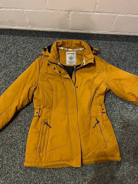Giacche: Winterjacke G.I.G.A DX Damen Gr. 38 – Usato da Teufenthal AG venduto da and_rea7 2