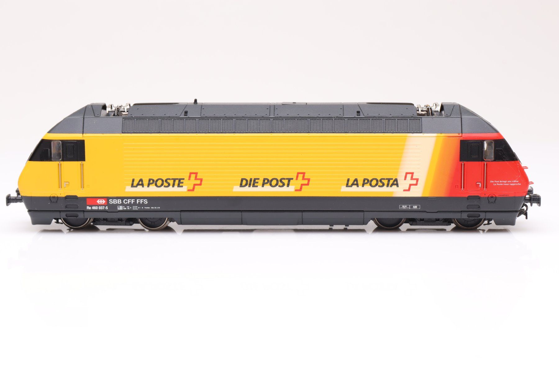 Roco Trains électriques: Roco 43655 SBB Re 460 "Post" DC Digital, H0 – Neuf (Voir description) à Ried (Muotathal) par Modellbahn.swiss 2
