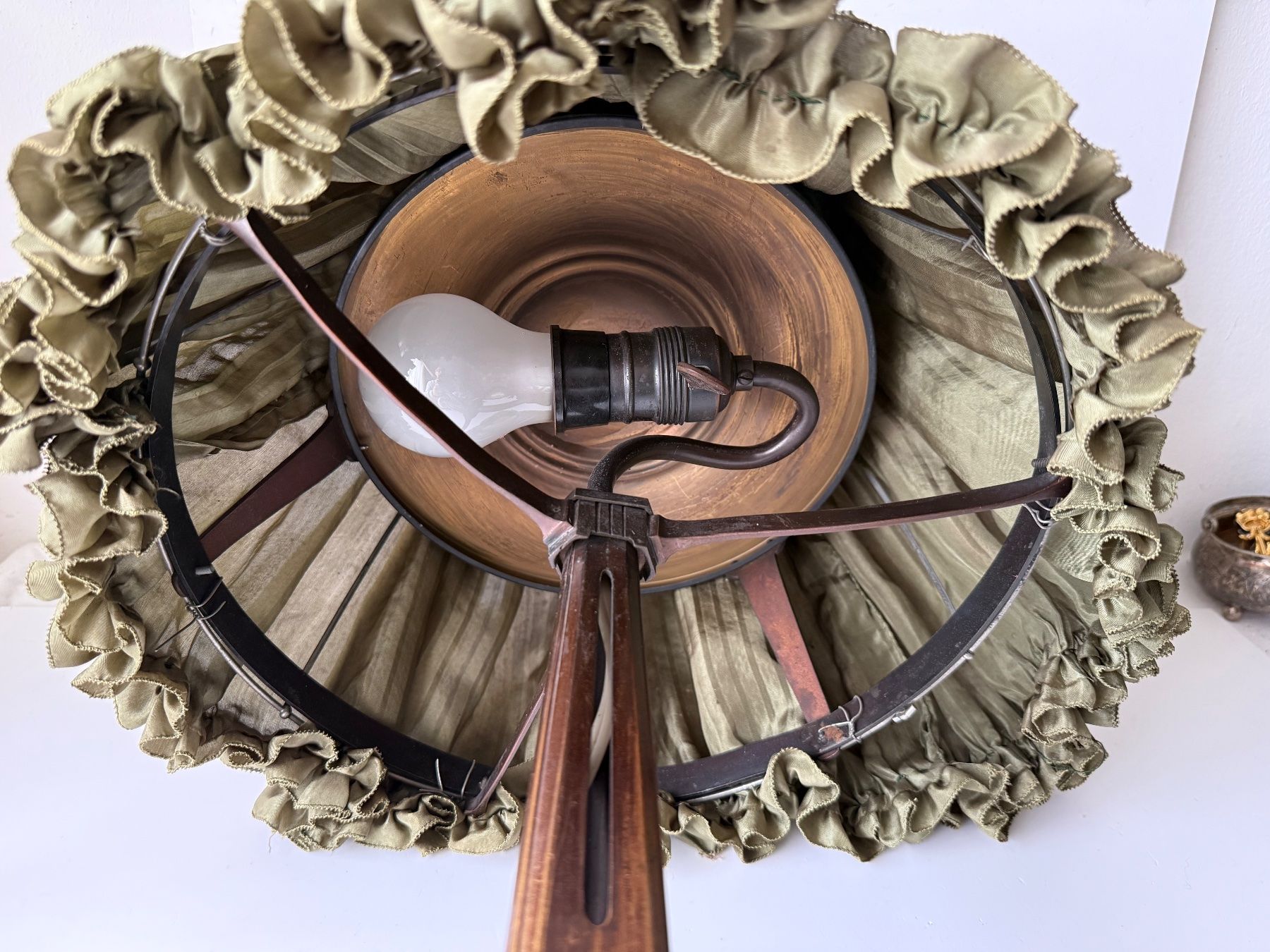 Lampade: Antike Tischlampe – Usato da Zwingen venduto da moje1 1