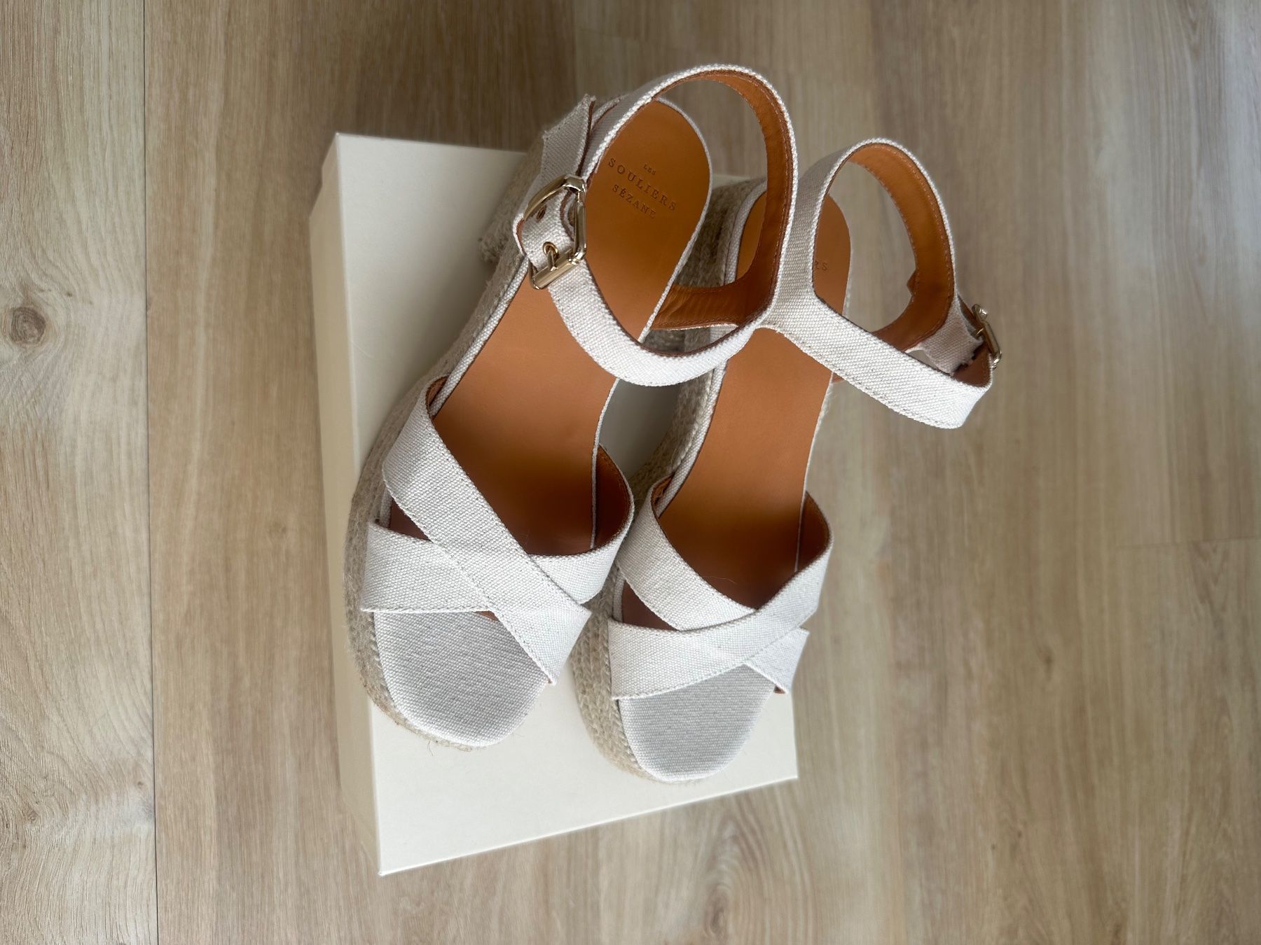 Sezane Scarpe da donna: Manon Espandrilles von Sézane – Nuovo (secondo la descrizione) da Einsiedeln venduto da bet_6nlq 6