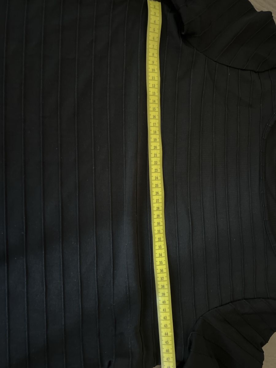 Madeleine T-Shirts: Schwarzes Shirt mit 3/4 Aermel, Gr. 42 – Gebraucht aus Uetikon am See von Sarahm76 3