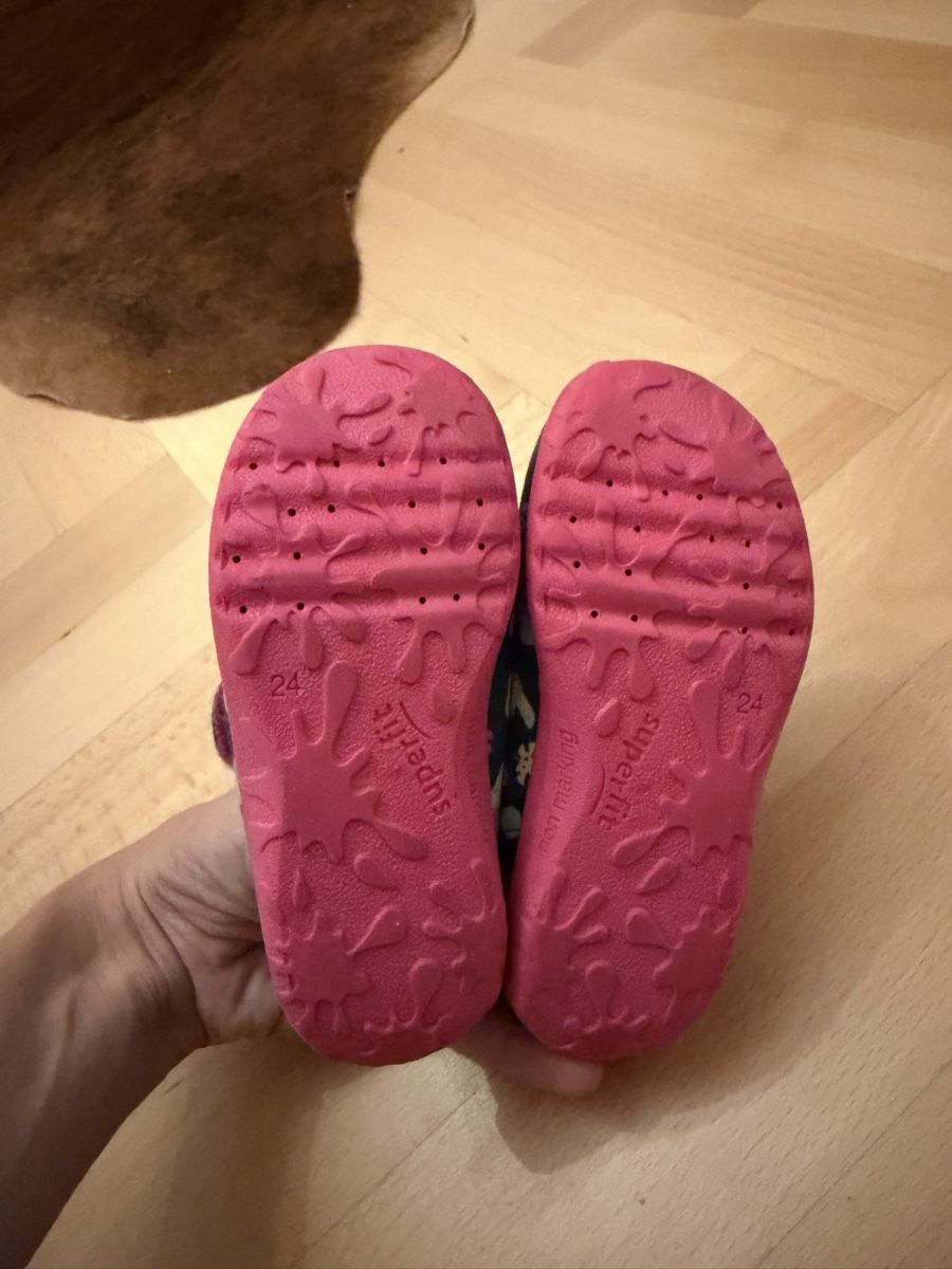 Superfit Scarpe per ragazze: Superfit Hausschuhe Grösse 24 – Usato da Luzern venduto da Mariab2502 1
