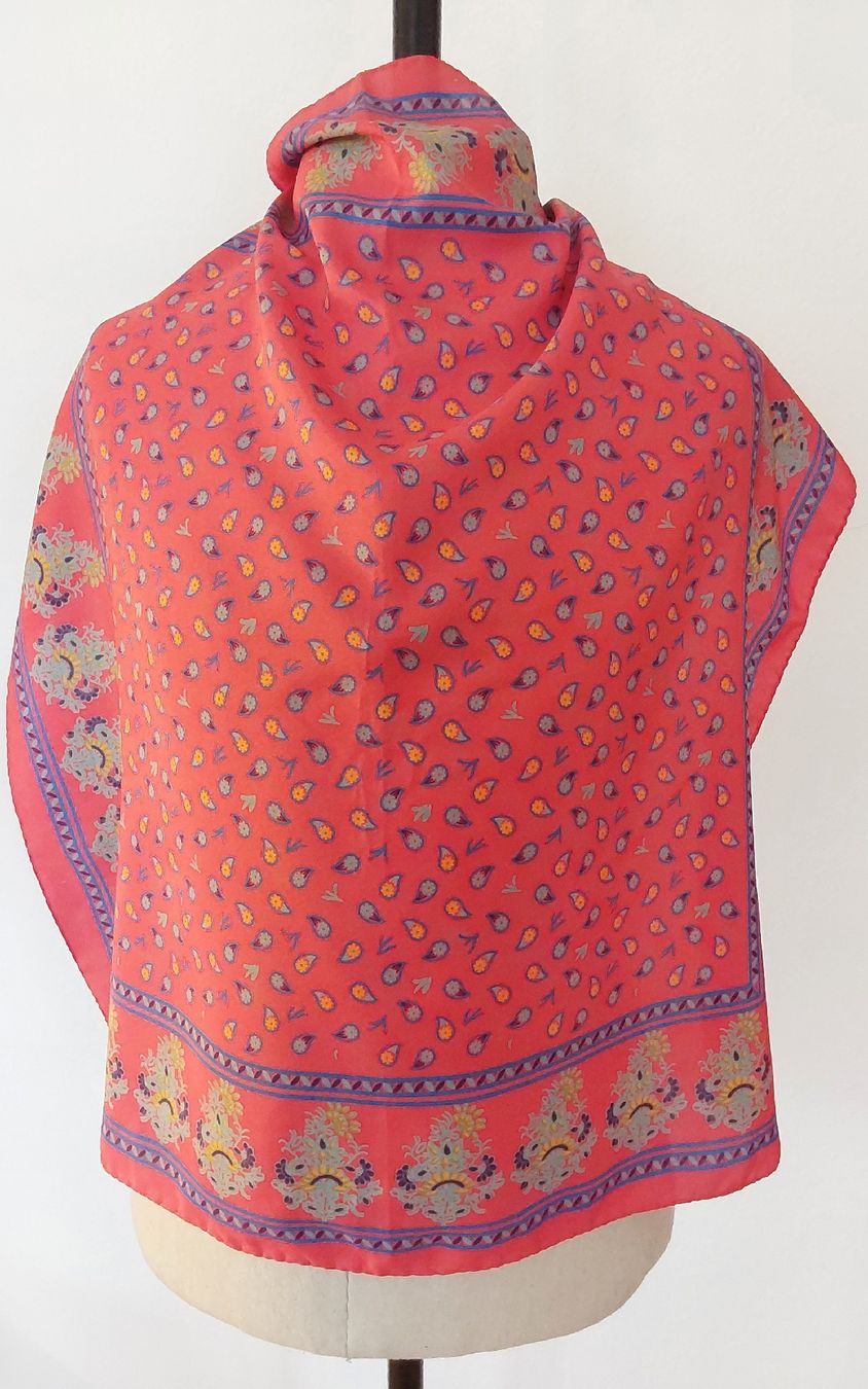 Foulard & Sciarpe: Foulard quadratisch – Nuovo (secondo la descrizione) da Köniz venduto da scopello12 1