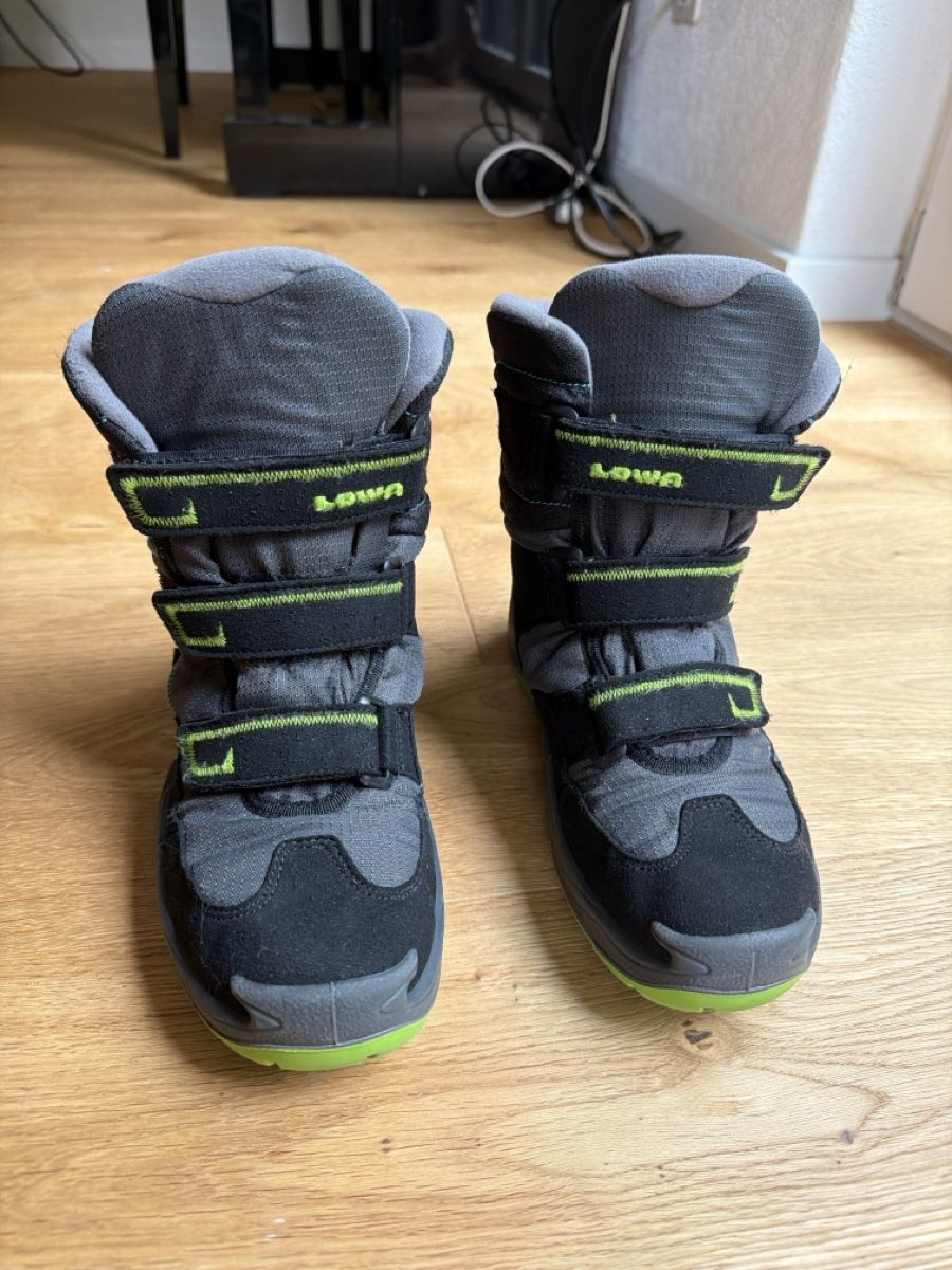 Herrenschuhe: Lowa Winterstiefel Gr. 36 – Neu (gemäss Beschreibung) aus Zürich von terevel
