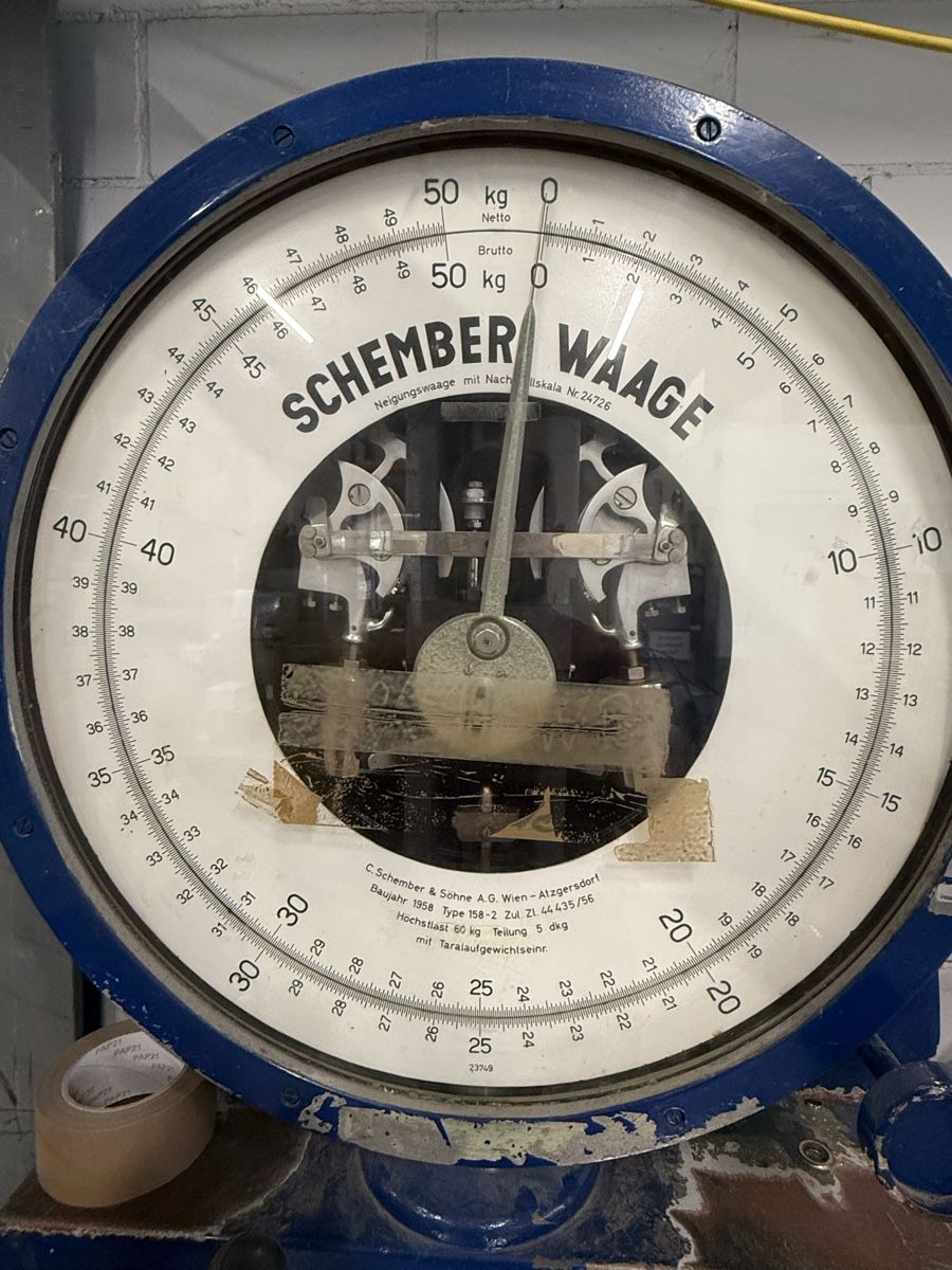Bilance e pesi: C. Schember a Söhne Wien Industriewaage – Usato da Oberriet SG venduto da Petros. 1