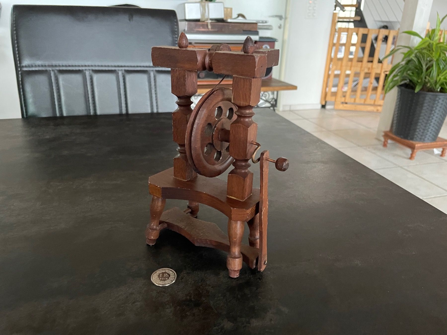 Ruote per filare: Rouet Mini en Bois – Usato da Vallamand venduto da Bricbracbroc82