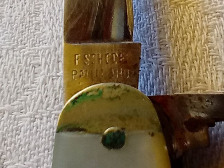 Coltelli tascabile: Antikes Sackmesser F. Schoder Perlmuttgriff mit Etui Thun – Usato da Oberdorf BL venduto da Barocki888 1