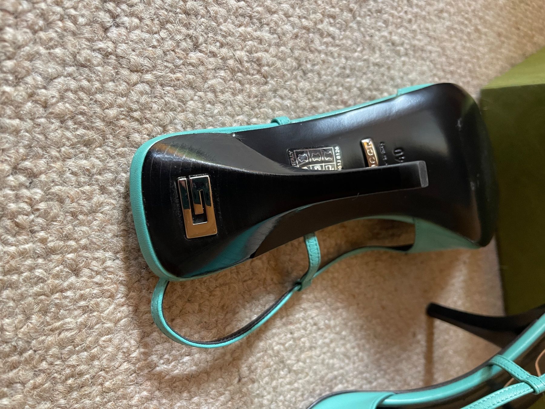 Gucci Chaussures femmes: Gucci tacchi- originale – Neuf avec emballage d'origine à Gordevio par LanaZimm 6