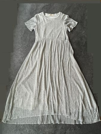MIAOTANG Damen plissierter Maxikleid - Größe M