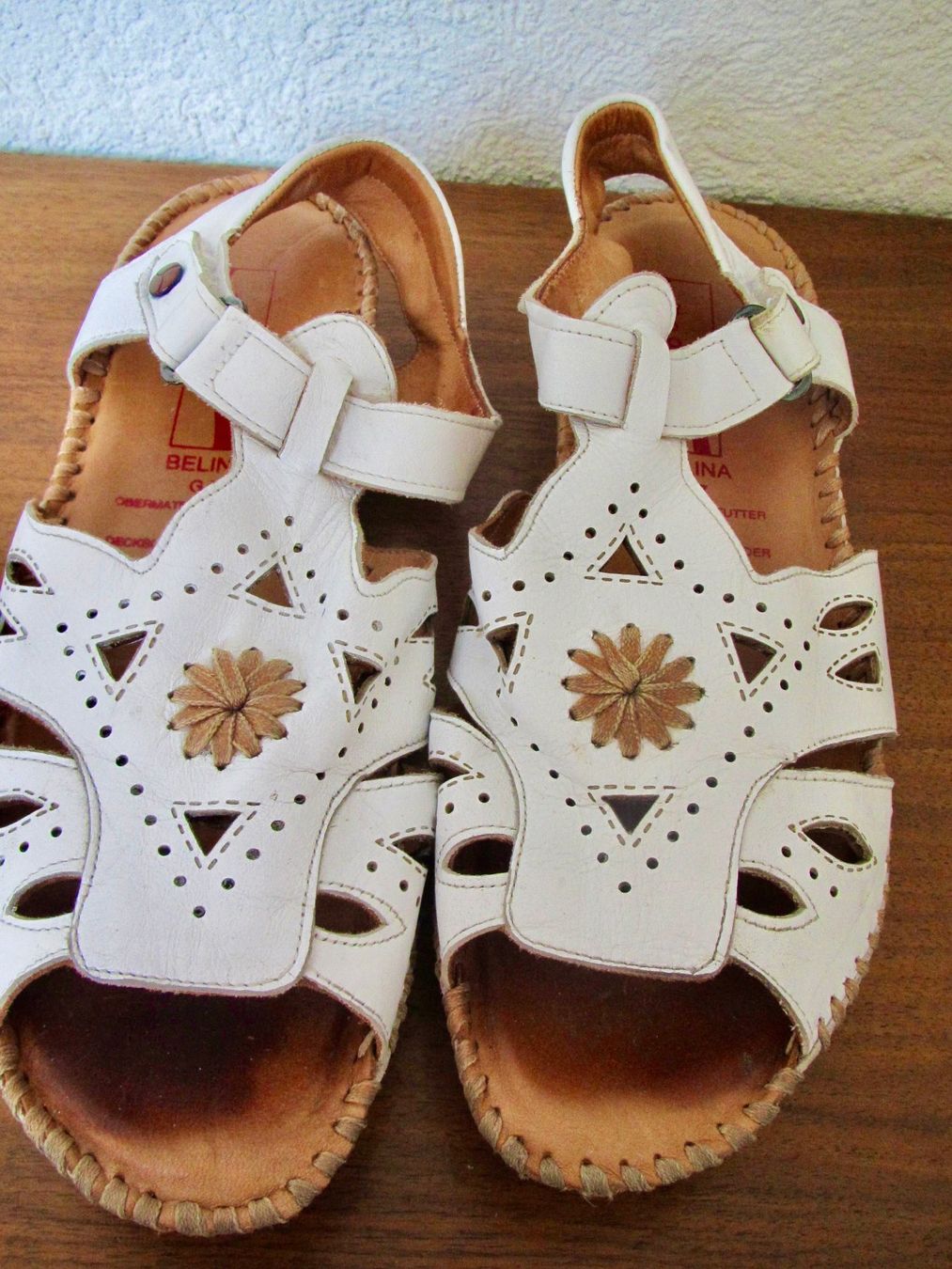 Damenschuhe: SANDALETTE MEDICUS BELINA – Gebraucht aus Murten von Selliot 1