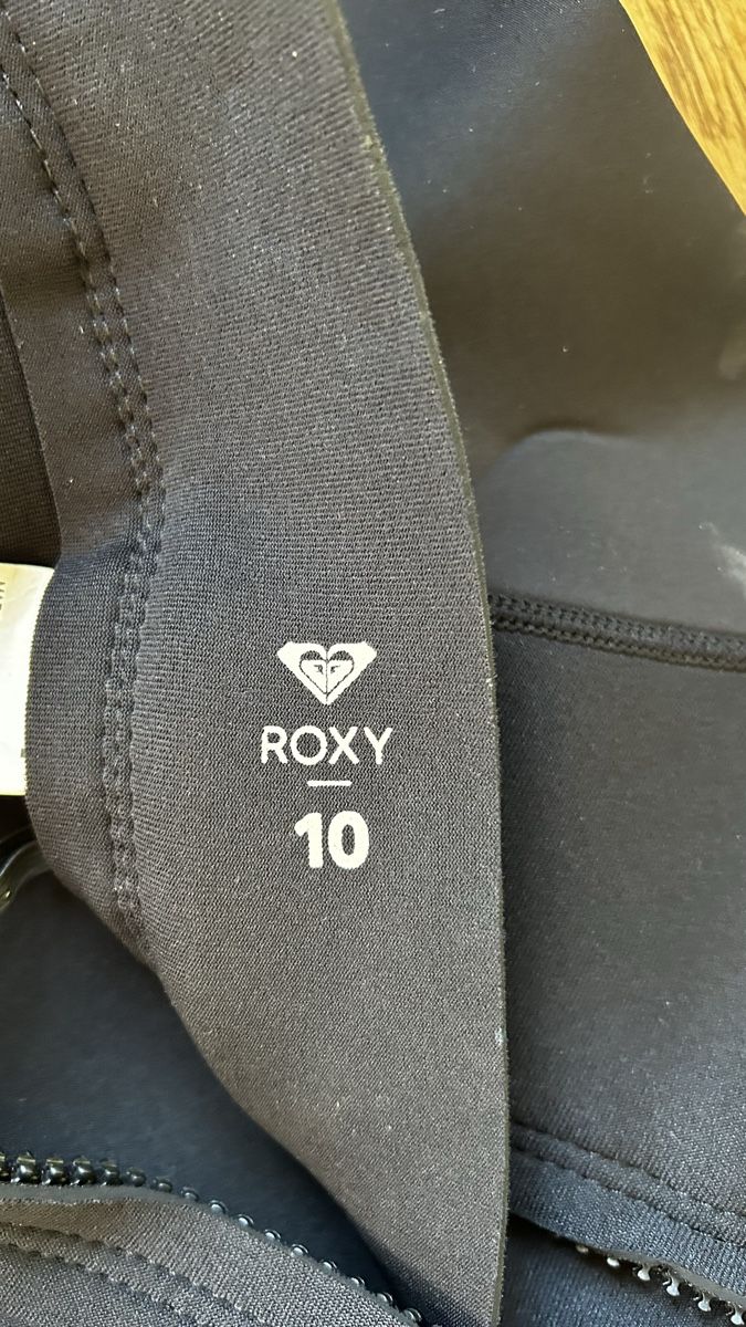Roxy Planches de surf: Roxy, Neopren Shorty, Damen, schwarz – Neuf (Voir description) à Winterthur par Tanja151274 5