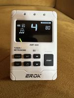 Wiederaufladbares Metronom, Tuner und Tongenerator in Farbe